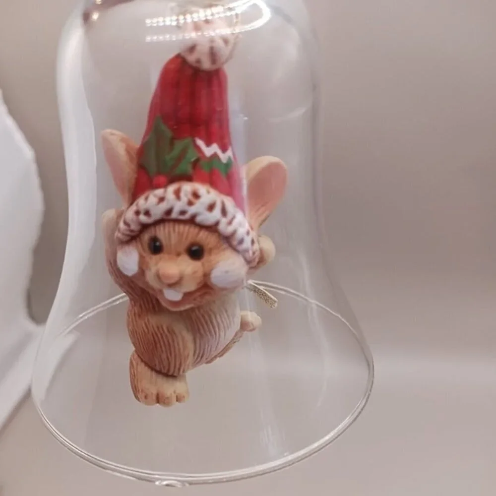 Hallmark vtg mouse in bell christmas ornament 1983